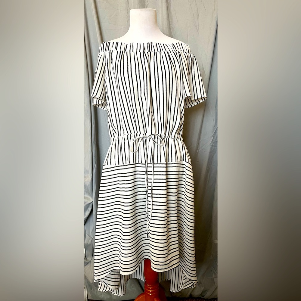 Halston White & Black striped hi-low dress